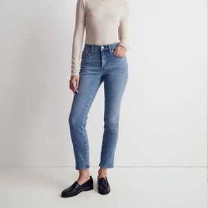 Madewell Petite Mid-Rise Perfect Vintage Jean